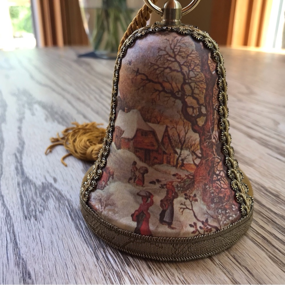 VTG Music Bell Ornament